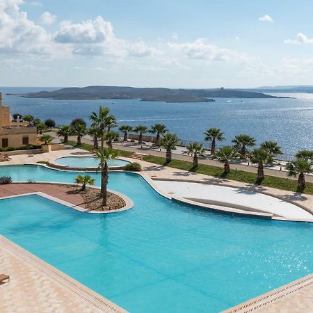 Getawaynpetto Private Duplex Maisonette With Jacuzzi Hot Tub Mgarr ภายนอก รูปภาพ