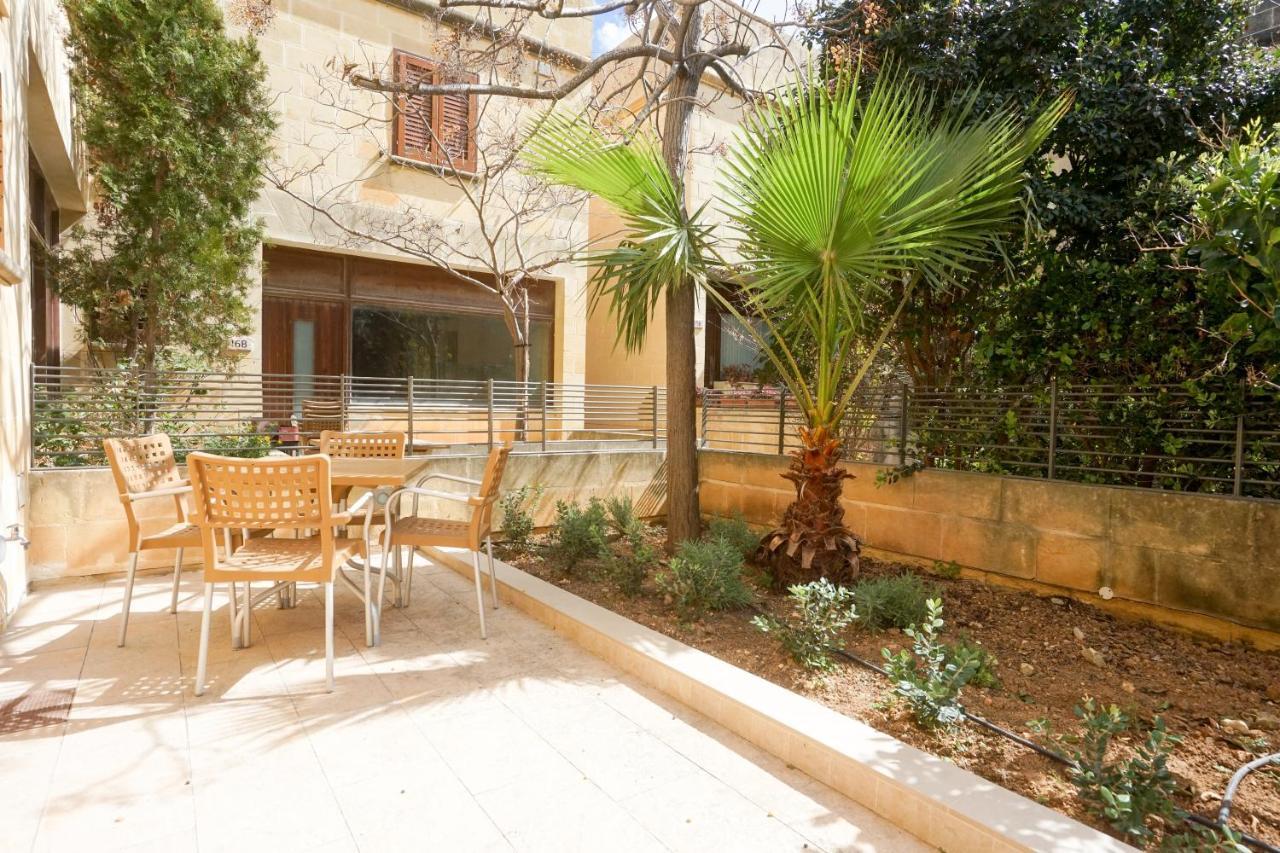 Getawaynpetto Private Duplex Maisonette With Jacuzzi Hot Tub Mgarr ภายนอก รูปภาพ