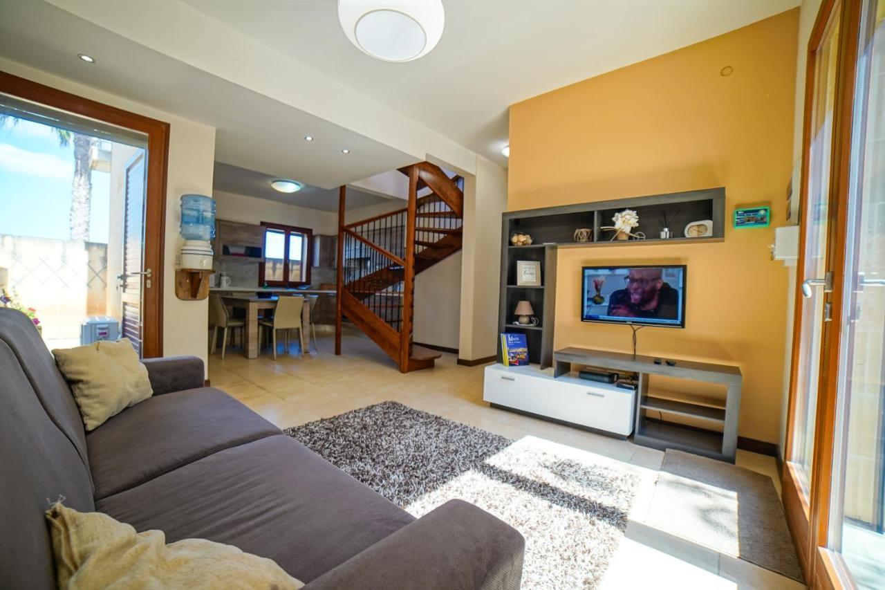 Getawaynpetto Private Duplex Maisonette With Jacuzzi Hot Tub Mgarr ภายนอก รูปภาพ