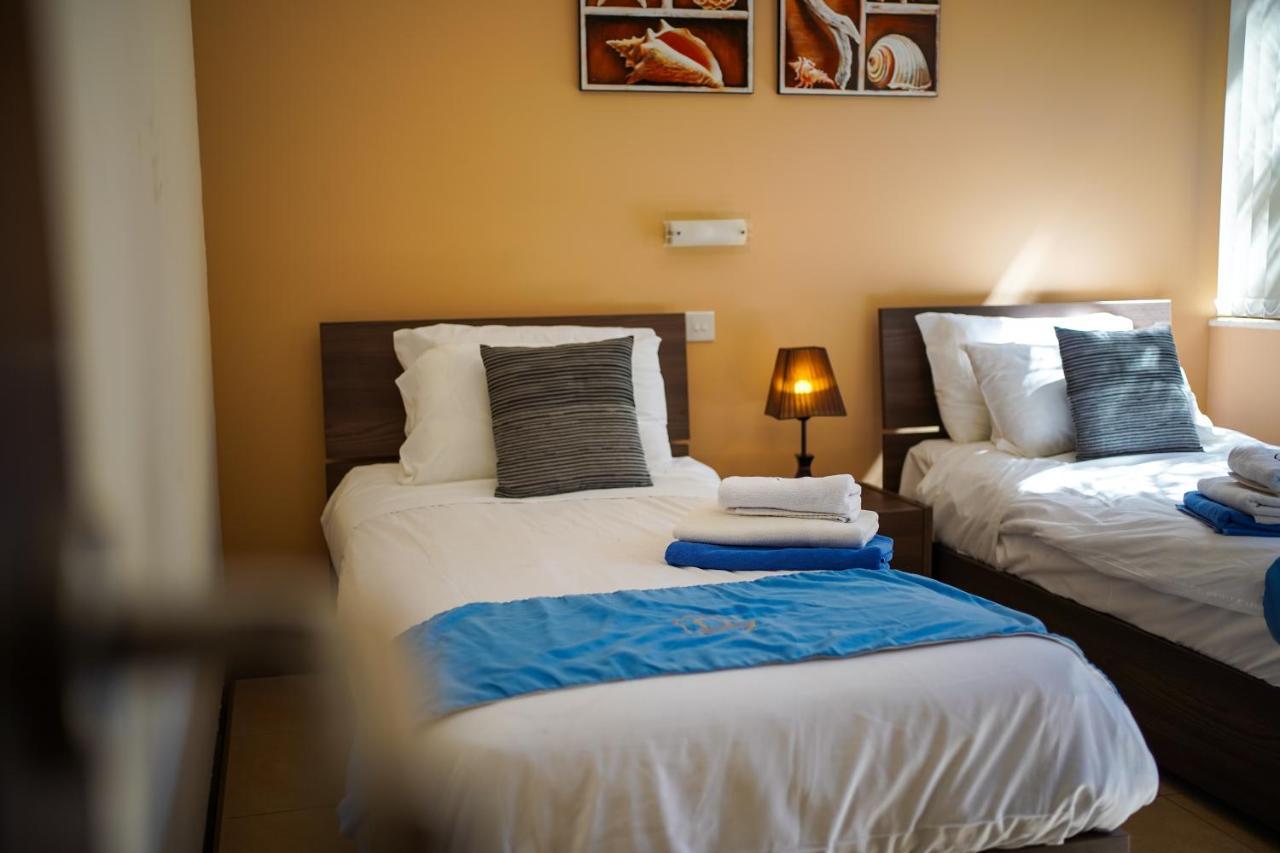 Getawaynpetto Private Duplex Maisonette With Jacuzzi Hot Tub Mgarr ภายนอก รูปภาพ